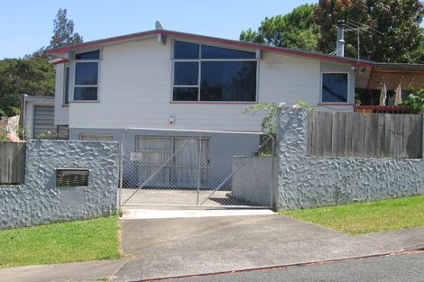 Photo of property in 19 Gladys Avenue, Glenfield, Auckland, 0629