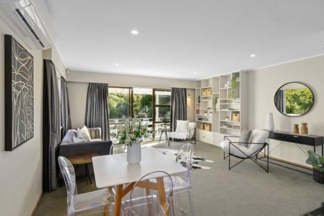 Photo of property in 10 Palm Grove, Belmont, Lower Hutt, 5010