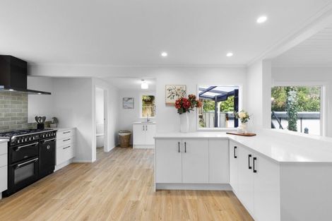 Photo of property in 48 Kamahi Street, Stokes Valley, Lower Hutt, 5019