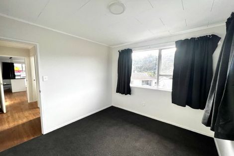 Photo of property in 75 Bayview Road, Bayview, Auckland, 0629