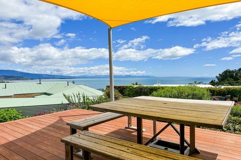 Photo of property in 28 Bay Vista Drive, Pohara, Takaka, 7183