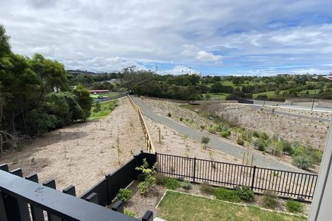 Photo of property in 8/7 Parapara Place, Albany, Auckland, 0632