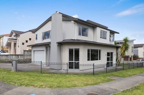 Photo of property in 49 Baverstock Road, Flat Bush, Auckland, 2016