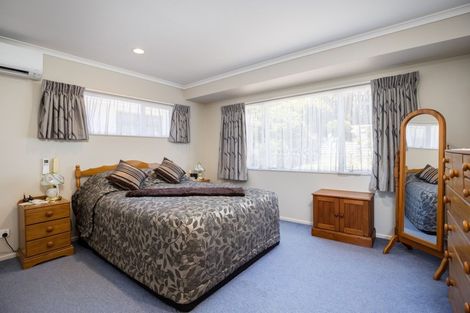 Photo of property in 130 Frankley Road, Frankleigh Park, New Plymouth, 4310