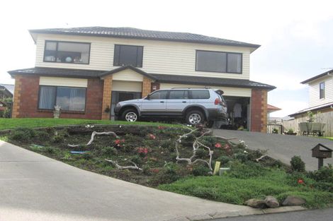 Photo of property in 41 Saralee Drive, Manurewa, Auckland, 2105
