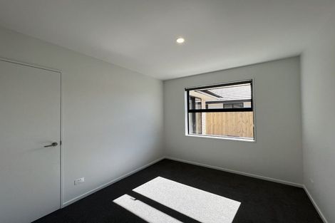 Photo of property in 70 Crossley Avenue, Woodend, 7610