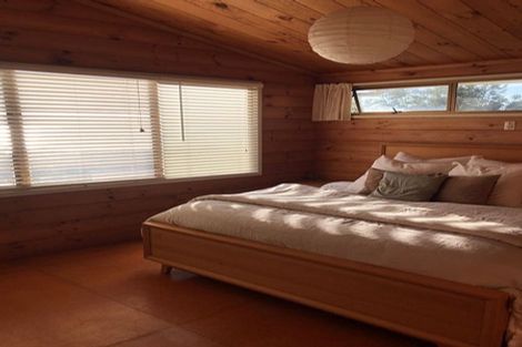 Photo of property in 251 Marine Parade, Eastbourne, Lower Hutt, 5013