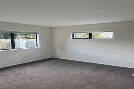 Photo of property in 98 Tirimoana Road, Te Atatu South, Auckland, 0602