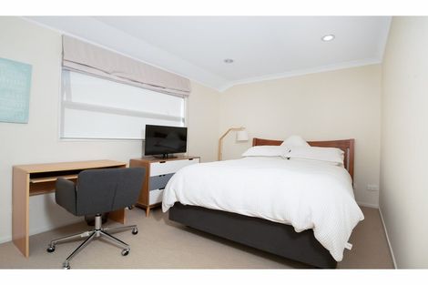 Photo of property in 3 Bangla Place, Massey, Auckland, 0614