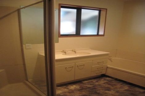 Photo of property in 2 Kydd Lane, Hornby, Christchurch, 8042