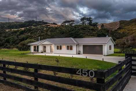 Photo of property in 450 Makara Road, Makara, Wellington, 6972