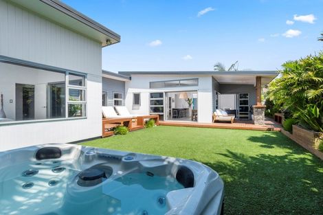 Photo of property in 9 Excelsa Place, Papamoa Beach, Papamoa, 3118