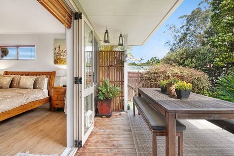 Photo of property in 19a Parakai Avenue, Parakai, 0830