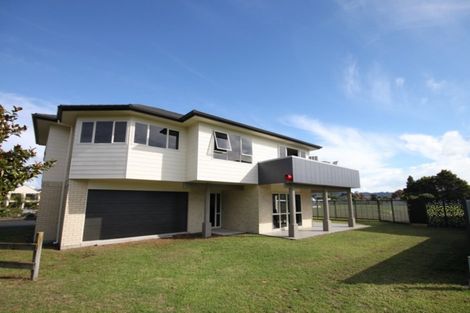 Photo of property in 17 Centreway, Pauanui, Hikuai, 3579