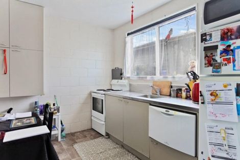 Photo of property in 2/19 Hargest Crescent, Sydenham, Christchurch, 8023