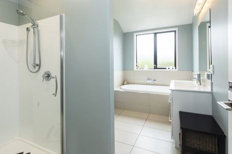 Photo of property in 39 Te Whenu Crescent, Marshland, Christchurch, 8083