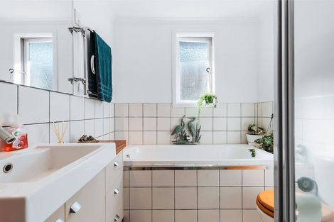 Photo of property in 39 Heathcote Street, Taupo, 3330