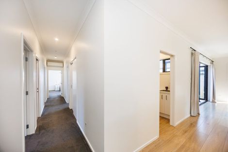 Photo of property in 29 Sardinia Grove, Fitzherbert, Palmerston North, 4410