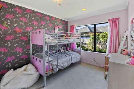 Photo of property in 6 Croftview Road, Wattle Downs, Auckland, 2103