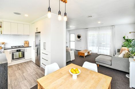 Photo of property in 6 Lorelei Place, Opaheke, Papakura, 2113