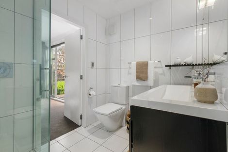 Photo of property in 1/5 Whareora Terrace, Cashmere, Christchurch, 8022