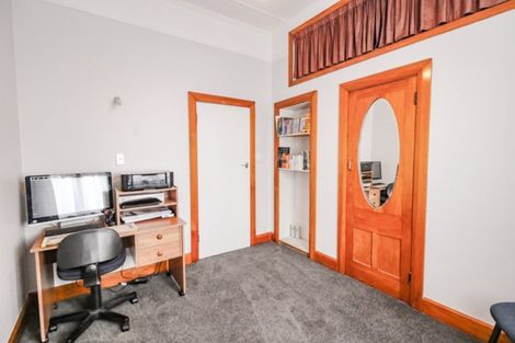 Photo of property in 9 Tongariro Street, Castlecliff, Whanganui, 4501