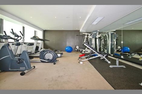 Photo of property in Halsey Apartments At Lighter Quay, 414/77 Halsey Street, Auckland Central, Auckland, 1010