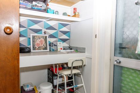 Photo of property in 17 Mccallum Street, Dannevirke, 4930