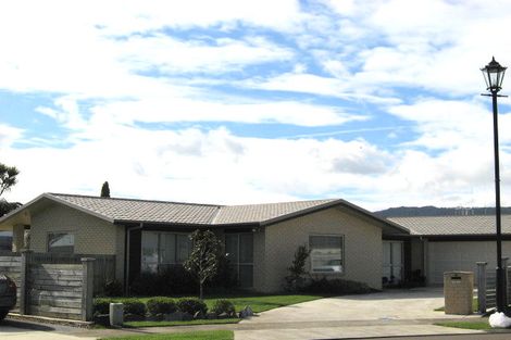 Photo of property in 9 Corfe Castle Lane, Levin, 5510