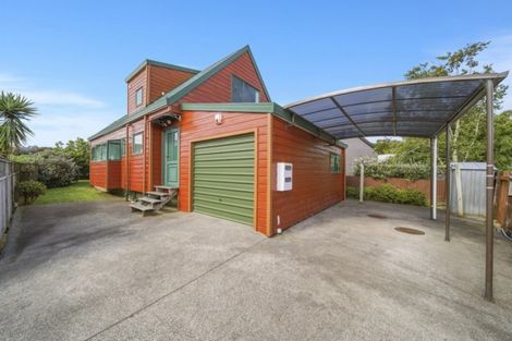 Photo of property in 1/12 Sorrel Crescent, Bucklands Beach, Auckland, 2012
