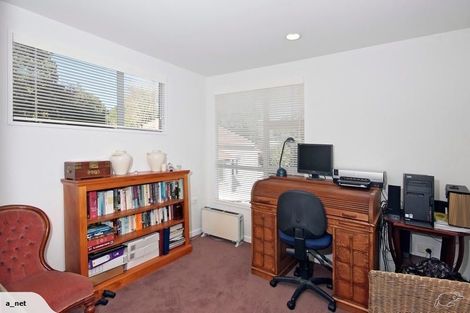 Photo of property in 94b Onslow Road, Khandallah, Wellington, 6035