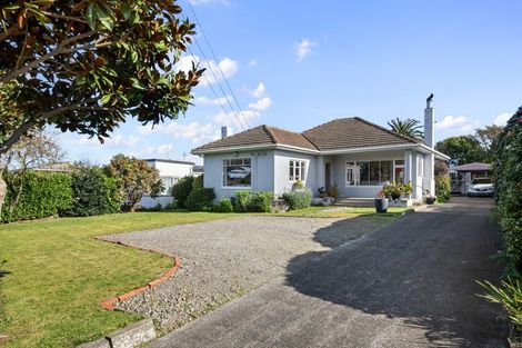 Photo of property in 361 Oxford Street, Levin, 5510