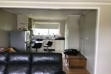 Photo of property in 1/1 Pine Street, New Lynn, Auckland, 0600