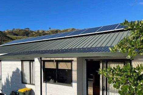 Photo of property in 8 Ribbonwood Terrace, Ranui, Porirua, 5024