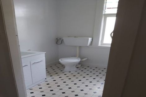 Photo of property in 4 Walters Road, Mount Wellington, Auckland, 1062