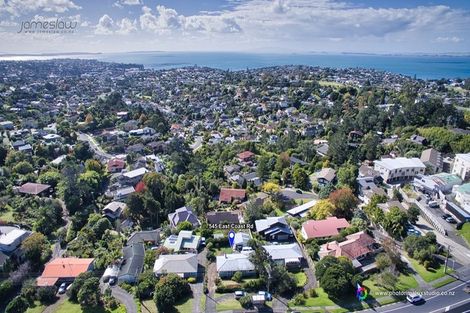 Photo of property in 545 East Coast Road, Browns Bay, Auckland, 0630