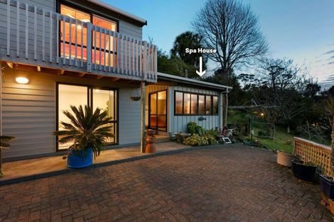 Photo of property in 11 North Way, Titirangi, Auckland, 0604