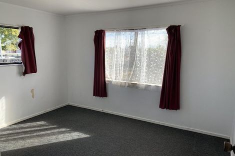 Photo of property in 15 Solway Street, Levin, 5510