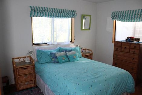 Photo of property in 1090c Abel Tasman Drive, Ligar Bay, Takaka, 7183