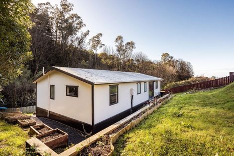 Photo of property in 79 Glen Road, The Glen, Dunedin, 9011