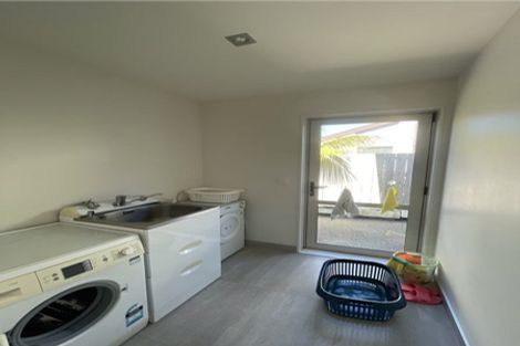 Photo of property in 89a Clovelly Road, Bucklands Beach, Auckland, 2012