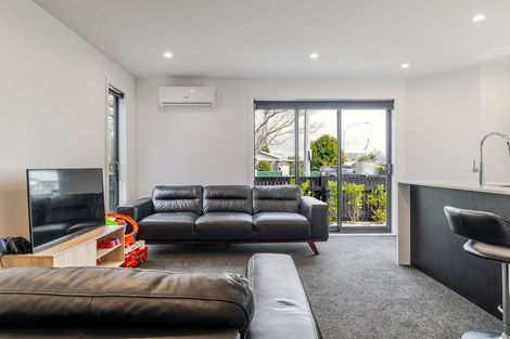 Photo of property in 83 Victoria Avenue, Palmerston North, 4410