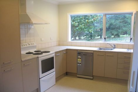 Photo of property in 28 Waterfall Road, Paraparaumu, 5032