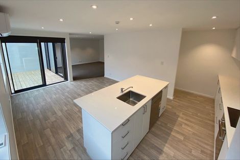 Photo of property in 37b Tawhiri Road, One Tree Hill, Auckland, 1061