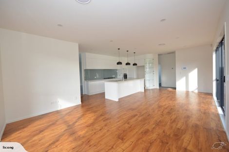 Photo of property in 48 Pohutukawa Parade, Riverhead, 0820