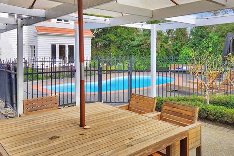 Photo of property in 27 Marina Grove, Hutt Central, Lower Hutt, 5010