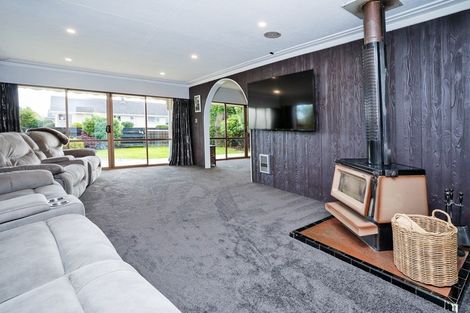 Photo of property in 82 Kildare View, Waikiwi, Invercargill, 9810