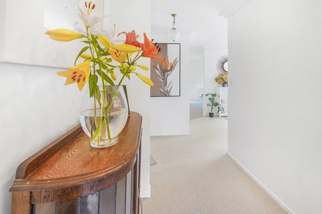 Photo of property in 24 Dalgliesh Avenue, Forest Lake, Hamilton, 3200