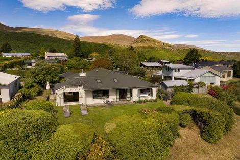 Photo of property in 5 Shaw Street, Arrowtown, 9302