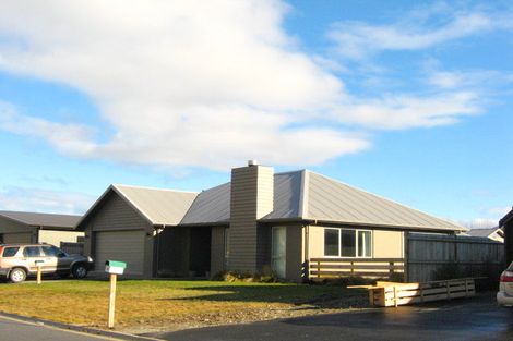 Photo of property in 29 Lochnagar Drive, Lake Hayes, Queenstown, 9304